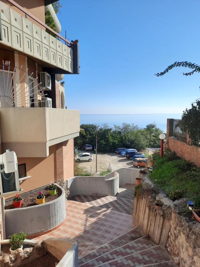 Torre Del Meridiano Casa Vacanze Centrale Termoli Extérieur photo