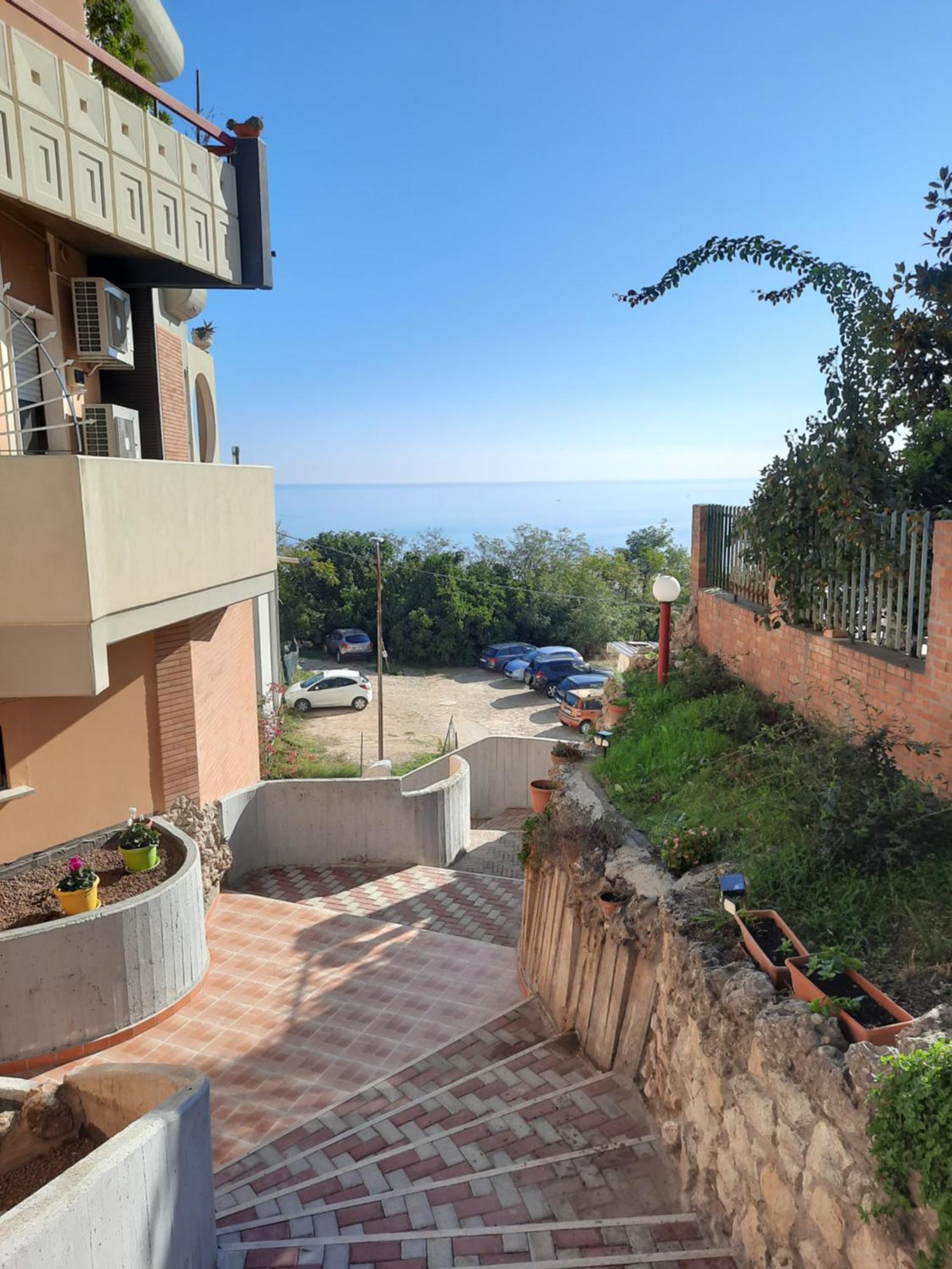 Torre Del Meridiano Casa Vacanze Centrale Termoli Extérieur photo